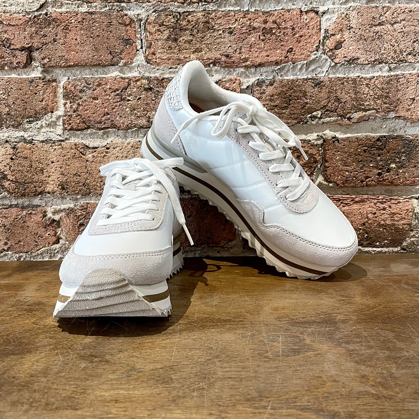 Nora III Platform Sneaker