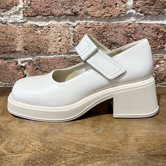 Vagabond Dorah MJ Pumps